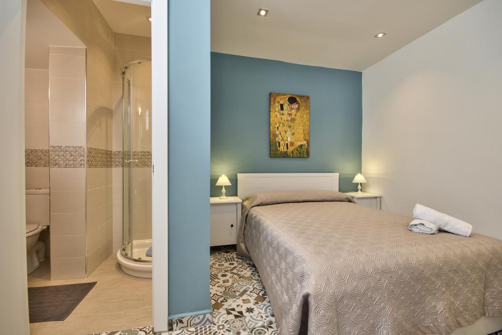 Valletta Luxe 3-Bedroom Duplex Penthouse With Sea View Terrace And Jacuzzi Valeta Exterior foto
