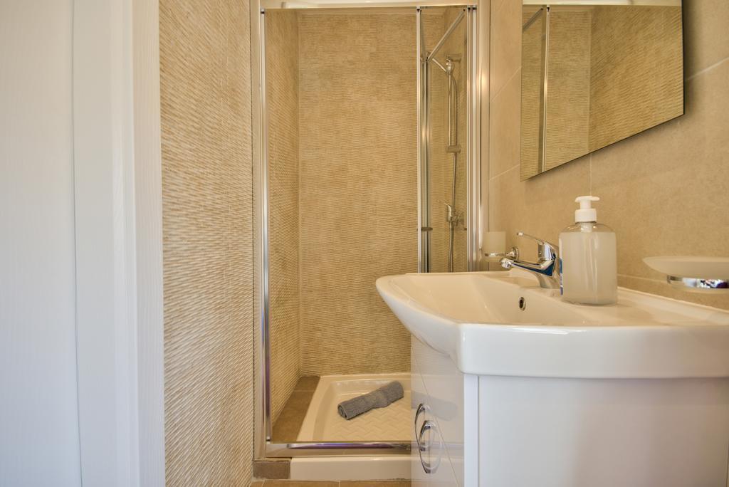 Valletta Luxe 3-Bedroom Duplex Penthouse With Sea View Terrace And Jacuzzi Valeta Exterior foto