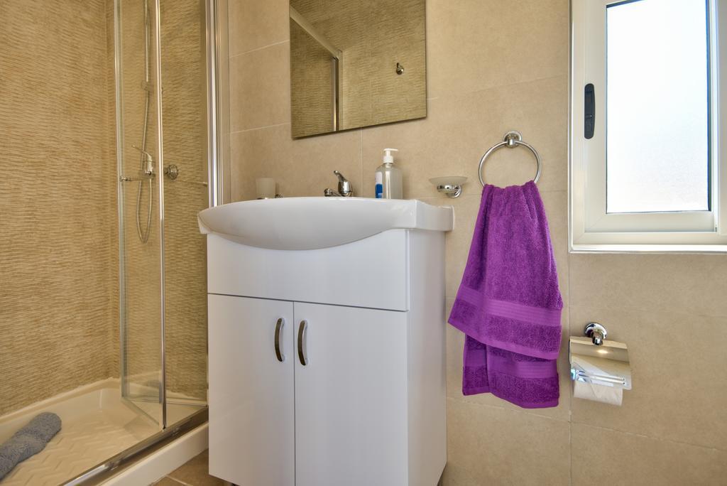 Valletta Luxe 3-Bedroom Duplex Penthouse With Sea View Terrace And Jacuzzi Valeta Exterior foto