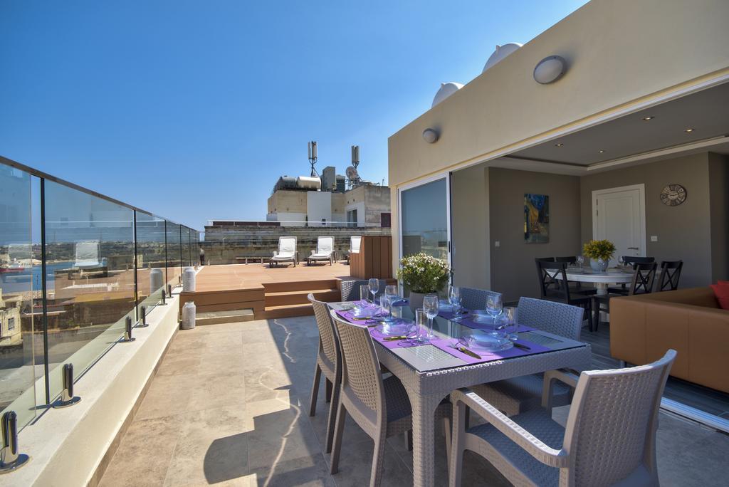 Valletta Luxe 3-Bedroom Duplex Penthouse With Sea View Terrace And Jacuzzi Valeta Exterior foto