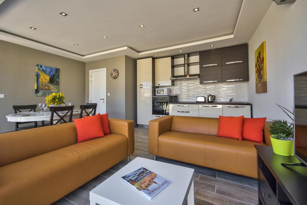 Valletta Luxe 3-Bedroom Duplex Penthouse With Sea View Terrace And Jacuzzi Valeta Exterior foto